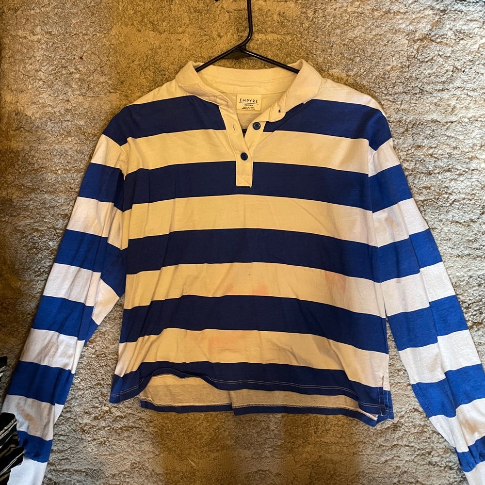 Blue and white striped longsleeve
